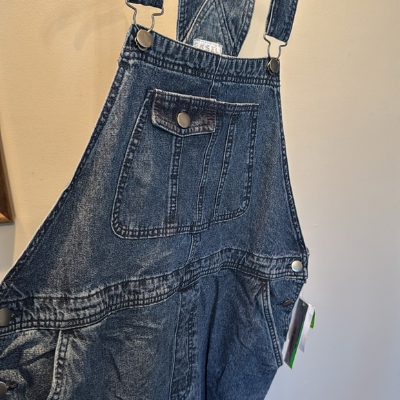 Tinseltown blue Denim Overall shorts NWT XL - Picture 3 of 10